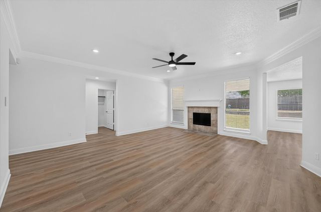 431 Nutmeg, Burleson, TX 76028