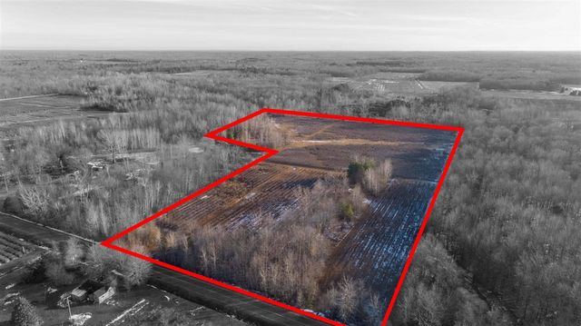 62nd Street, Grand Junction, MI 49056