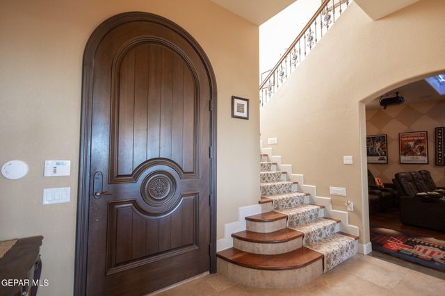 1119 CALLE PARQUE Drive, El Paso, TX 79912