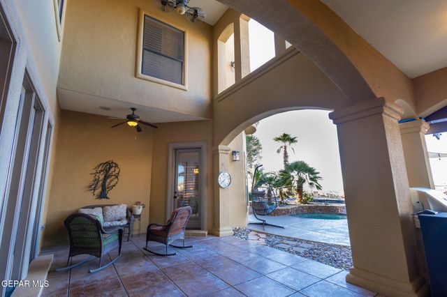 1119 CALLE PARQUE Drive, El Paso, TX 79912