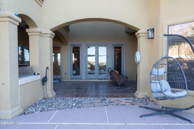 1119 CALLE PARQUE Drive, El Paso, TX 79912