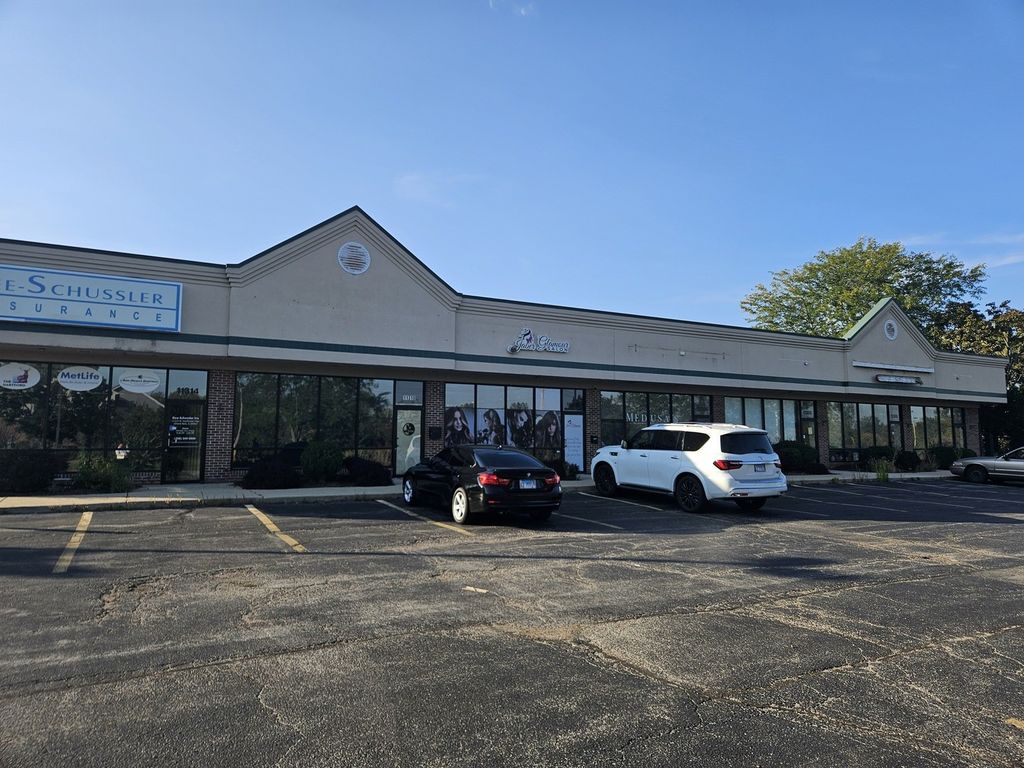 11300 Southwest Highway, Orland Park, IL 60467 — exterior