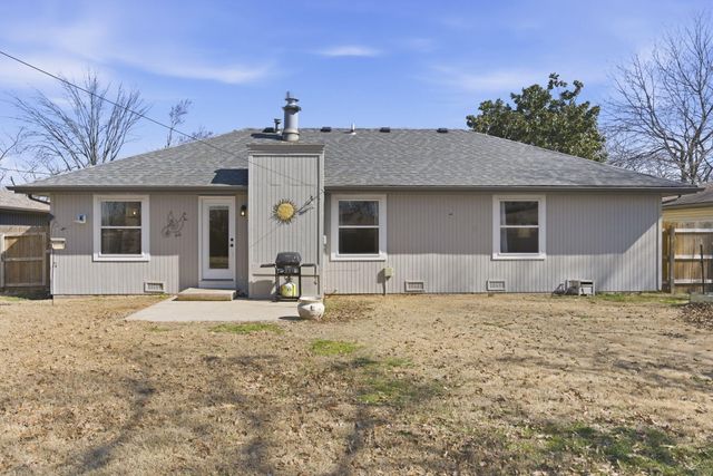227 S Lulwood Avenue, Springfield, MO 65802