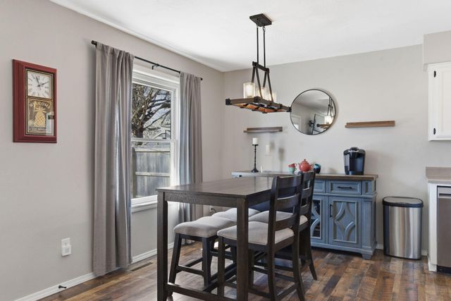 227 S Lulwood Avenue, Springfield, MO 65802