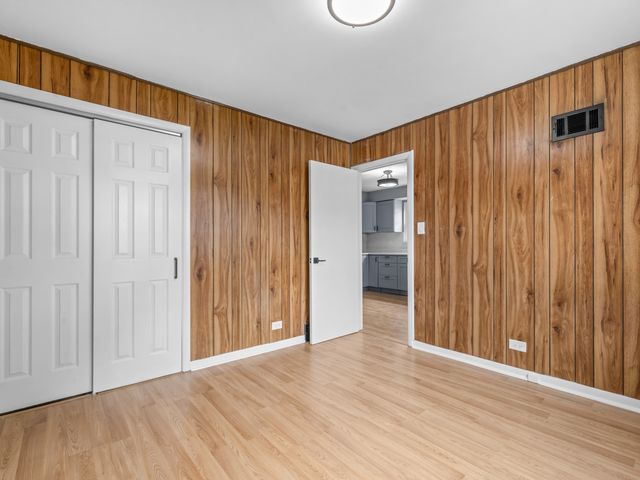 9546 S Emerald Avenue, Chicago, IL 60628