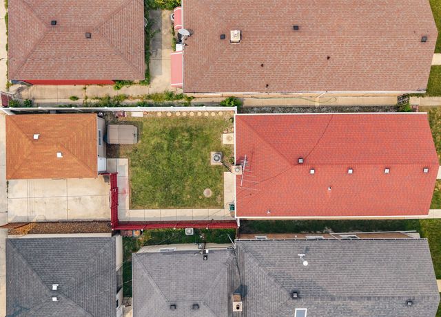 9546 S Emerald Avenue, Chicago, IL 60628