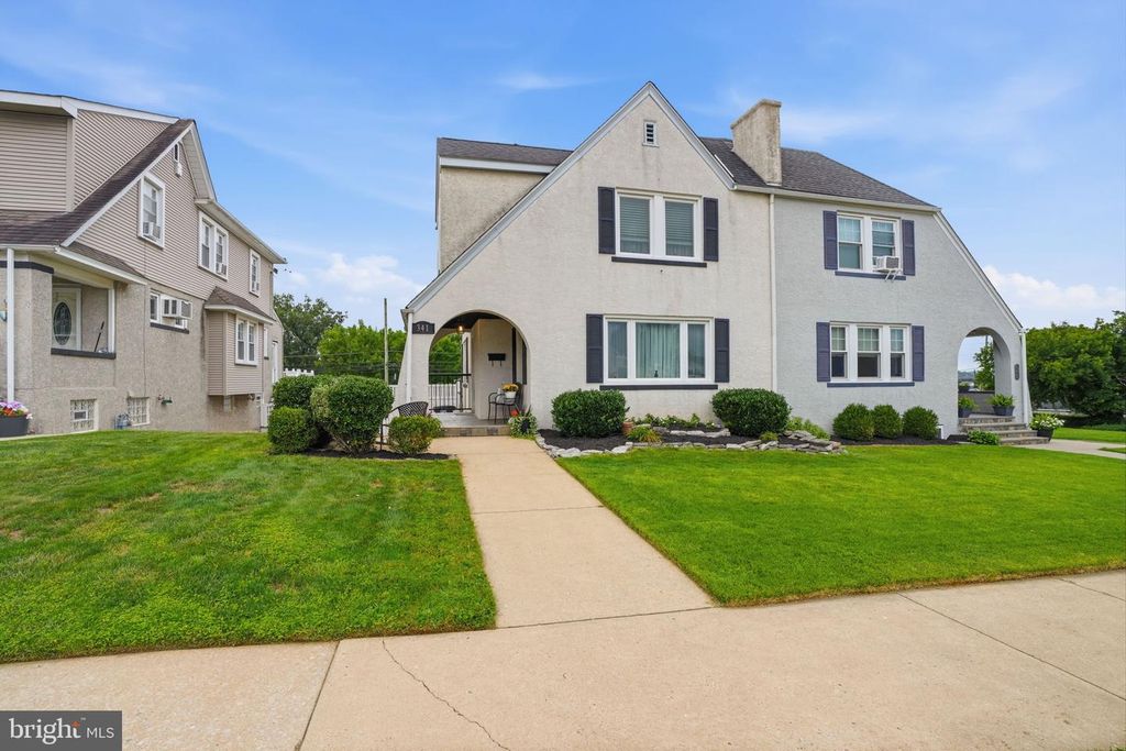 341 W 10TH AVE, CONSHOHOCKEN, PA 19428 — photo 3