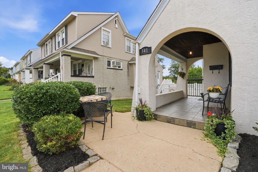 341 W 10TH AVE, CONSHOHOCKEN, PA 19428 — photo 5