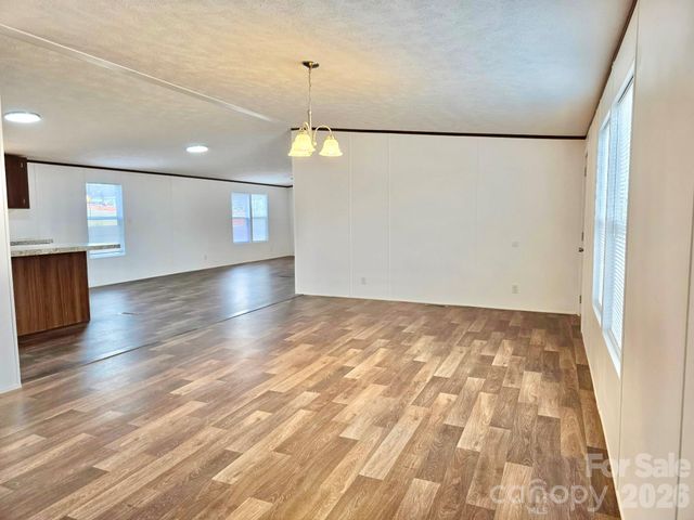 44 Howard Norton Drive, Hiddenite, NC 28636