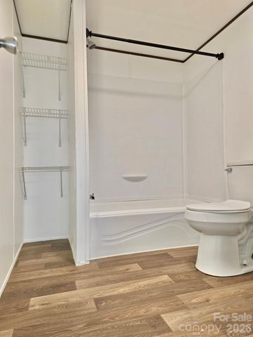 44 Howard Norton Drive, Hiddenite, NC 28636