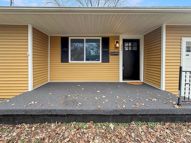 353 Brightwood Drive, Frankfort, IN 46041