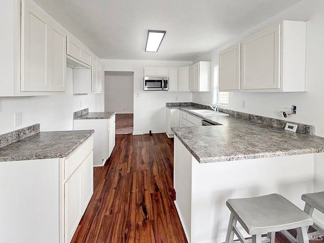 353 Brightwood Drive, Frankfort, IN 46041