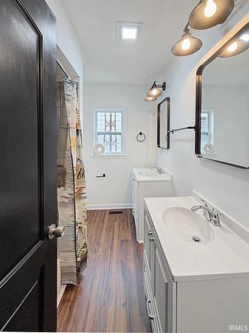 353 Brightwood Drive, Frankfort, IN 46041