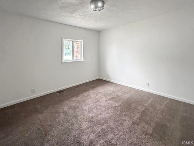 353 Brightwood Drive, Frankfort, IN 46041