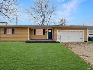 353 Brightwood Drive, Frankfort, IN 46041