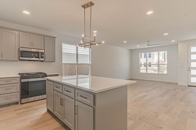 312 Sunset Lane, Fort Worth, TX 76114