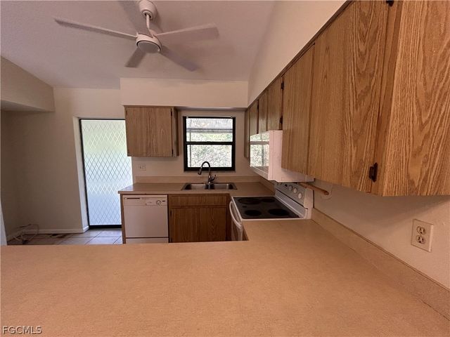 17380 W Carnegie CIR 382, Fort Myers, FL 33967