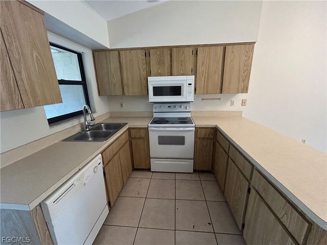 17380 W Carnegie CIR 382, Fort Myers, FL 33967