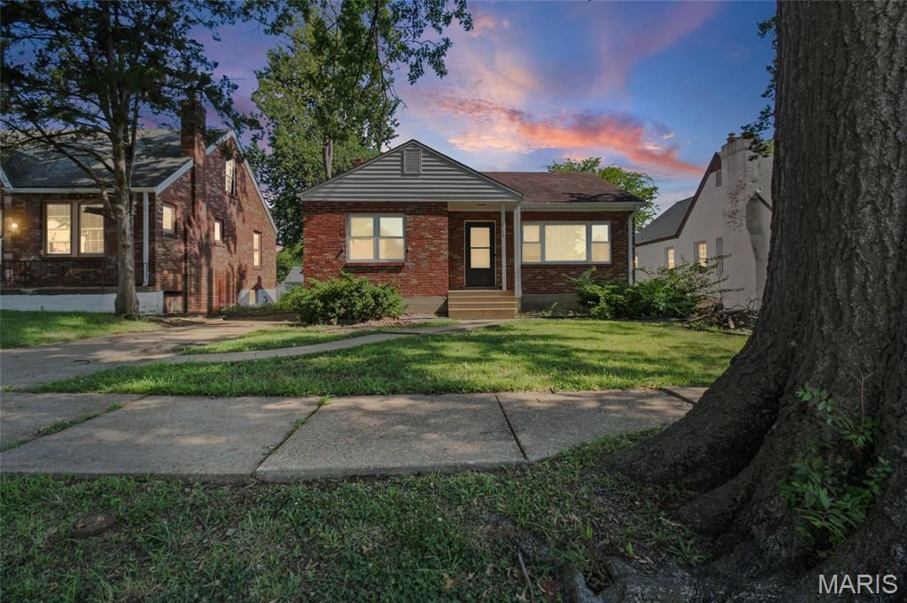 6949 Melrose Ave. Avenue, University City, MO 63130