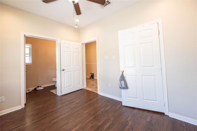 2113 Sealy Street, Galveston, TX 77550