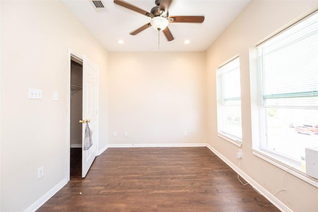 2113 Sealy Street, Galveston, TX 77550