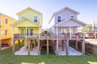 2113 Sealy Street, Galveston, TX 77550