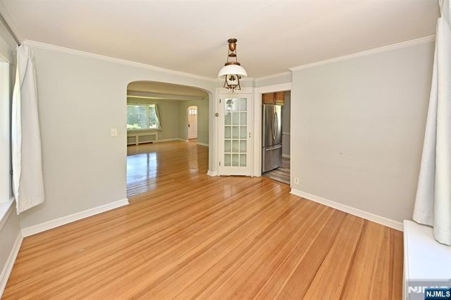 176 Park Avenue, Allendale, NJ 07401