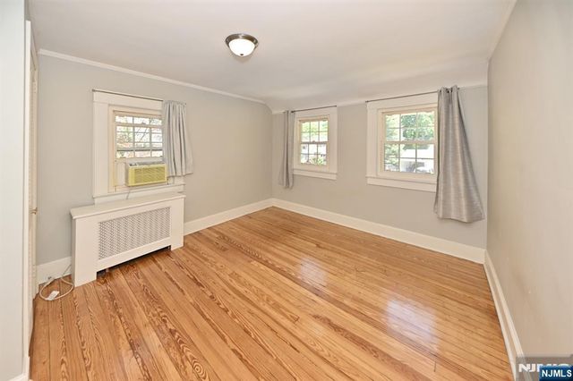 176 Park Avenue, Allendale, NJ 07401