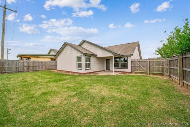 11431 E 110th Place N, Owasso, OK 74055