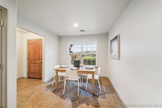 11431 E 110th Place N, Owasso, OK 74055