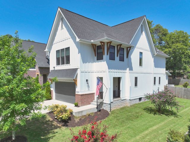 809 Gwynn Dr, Nashville, TN 37216