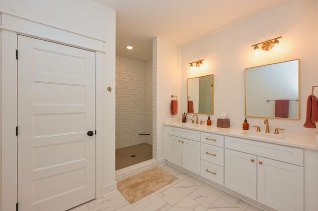 809 Gwynn Dr, Nashville, TN 37216