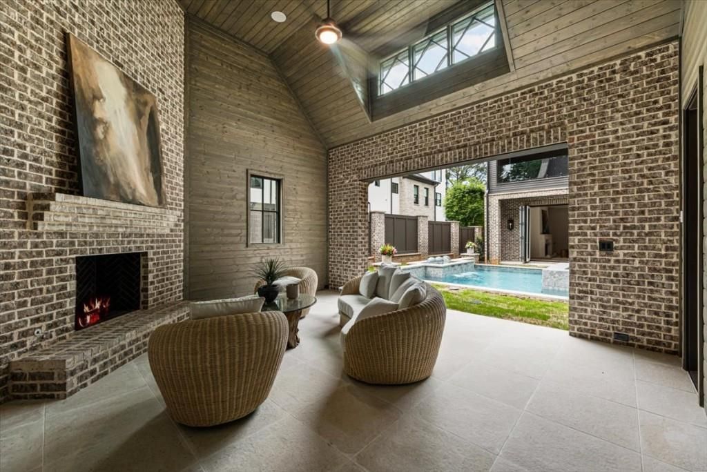 Image 18 of property listing at 221 Academy Street, Alpharetta, GA 30009