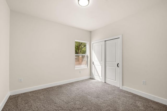 808 Montoya Street NW, Albuquerque, NM 87104