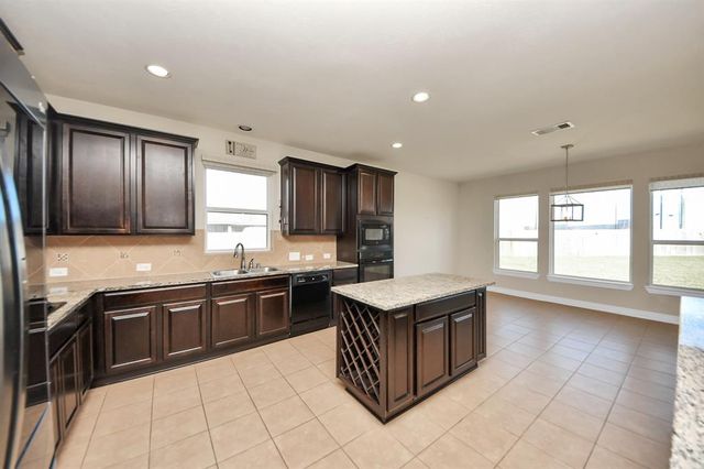 9939 Clear Diamond Drive, Rosharon, TX 77583