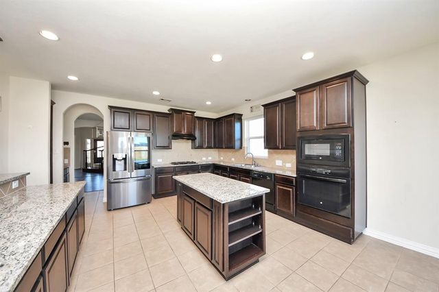9939 Clear Diamond Drive, Rosharon, TX 77583