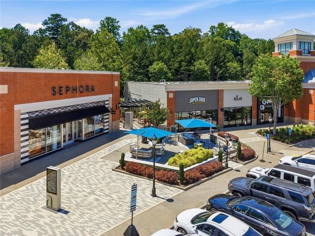 1200 Woodlawn Drive NE, Marietta, GA 30068