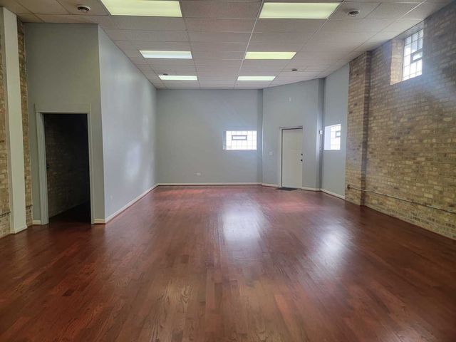 1341 N Washtenaw Avenue 1F, Chicago, IL 60622