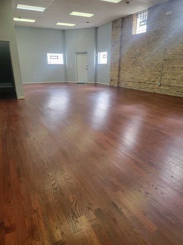 1341 N Washtenaw Avenue 1F, Chicago, IL 60622