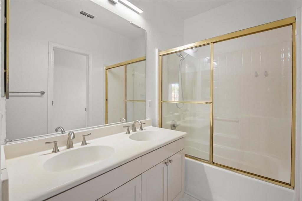 Image 10 of property listing at 821 Harmony Place, Milpitas, CA 95035