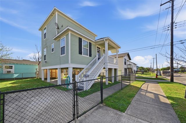 1912 55th Street, Galveston, TX 77551