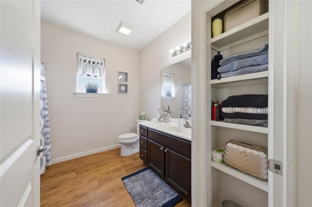 1912 55th Street, Galveston, TX 77551