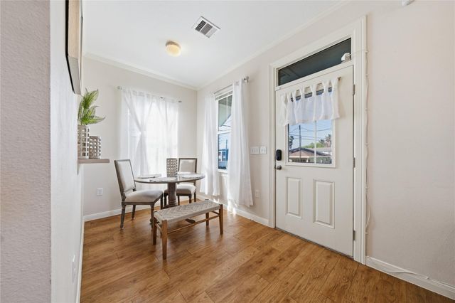 1912 55th Street, Galveston, TX 77551