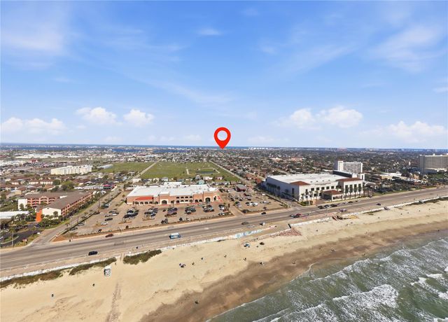 1912 55th Street, Galveston, TX 77551