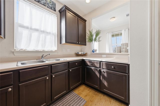 1912 55th Street, Galveston, TX 77551