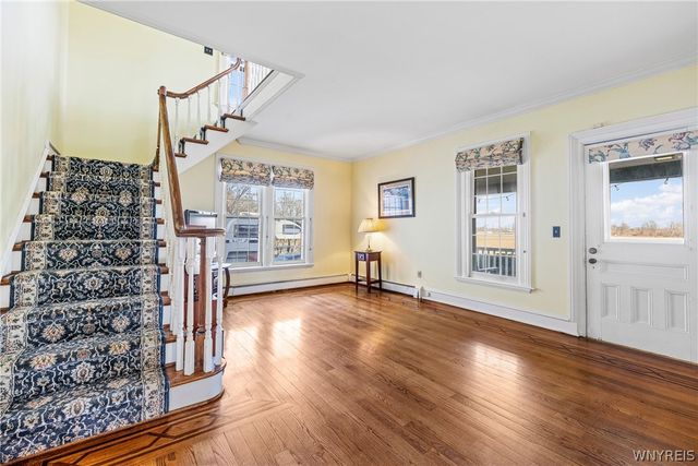 5910 Salt Road, Clarence, NY 14031
