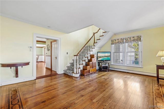 5910 Salt Road, Clarence, NY 14031