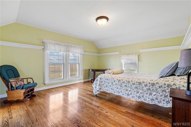 5910 Salt Road, Clarence, NY 14031