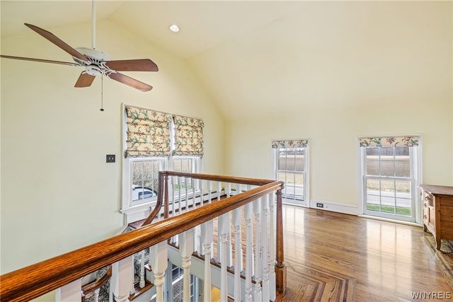 5910 Salt Road, Clarence, NY 14031