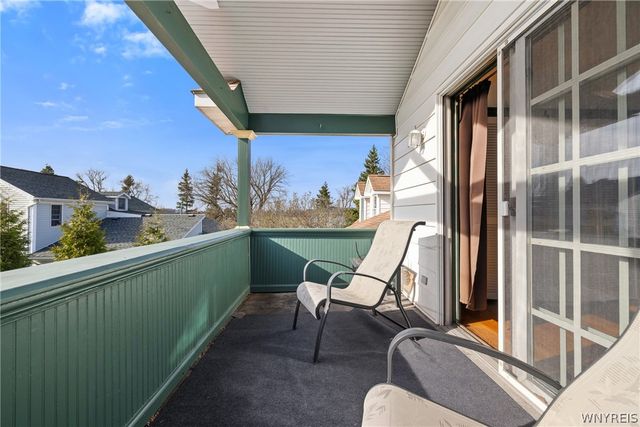 5910 Salt Road, Clarence, NY 14031